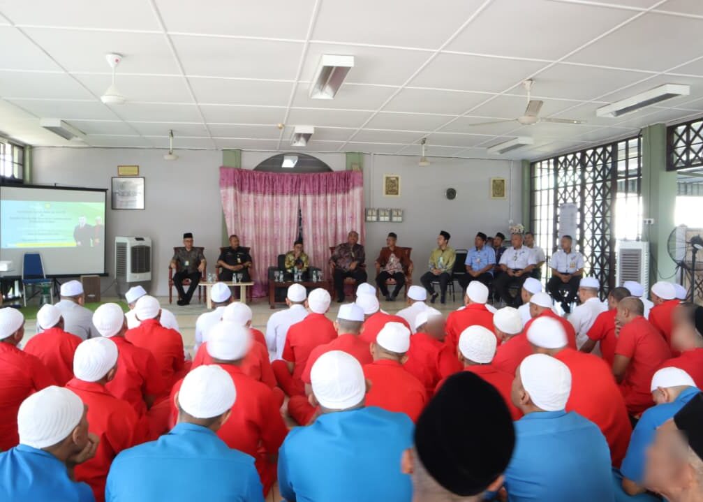 MAJLIS SIMBOLIK SERAHAN SUMBANGAN WAKALAH ZAKAT PSB